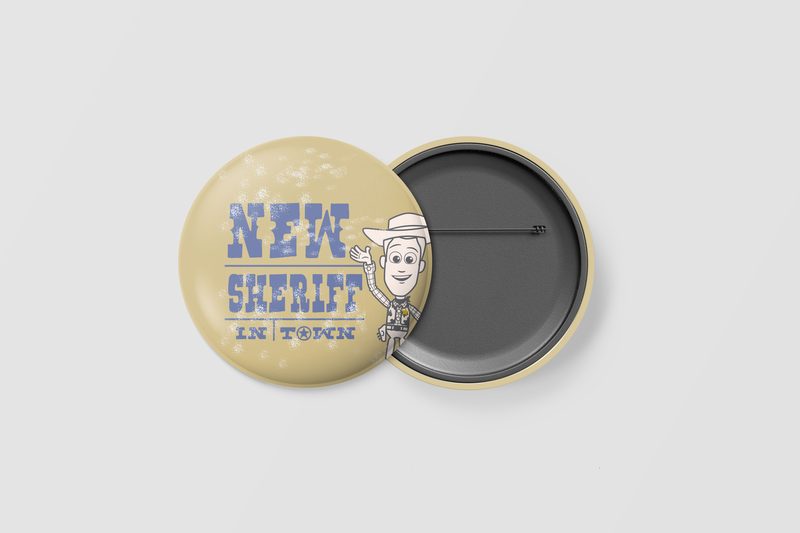 Toy Story: pin badge, sand