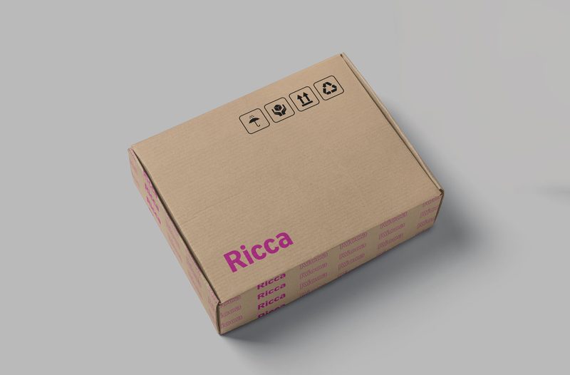 Mailer box, closed